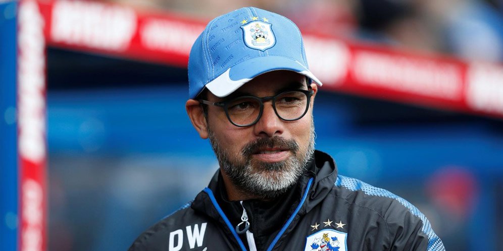 Pelatih Huddersfield Mengaku Tak Beruntung Kalah Dari Man City
