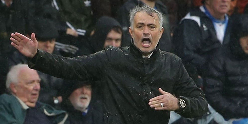 Mourinho Kecewa MU Kalah Dari Huddersfield