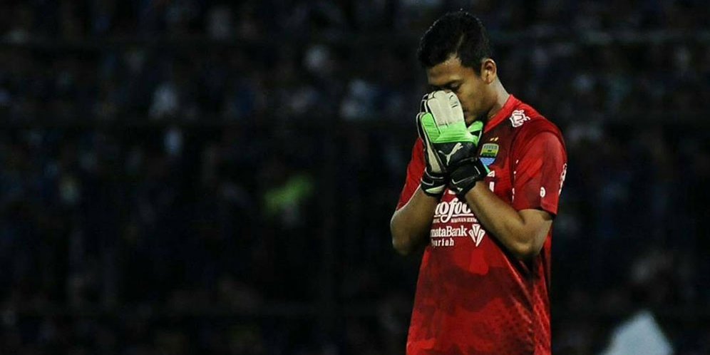 Usai Menang atas PSM, Pelatih Persib Puji Penjaga Gawang Muda Ini