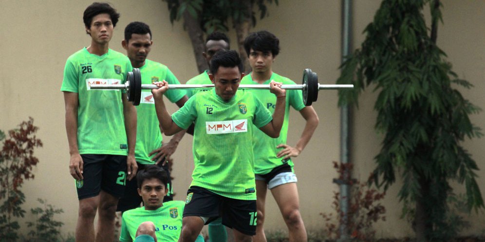 Terlalu Semangat Latihan, Gelandang Persebaya Cedera