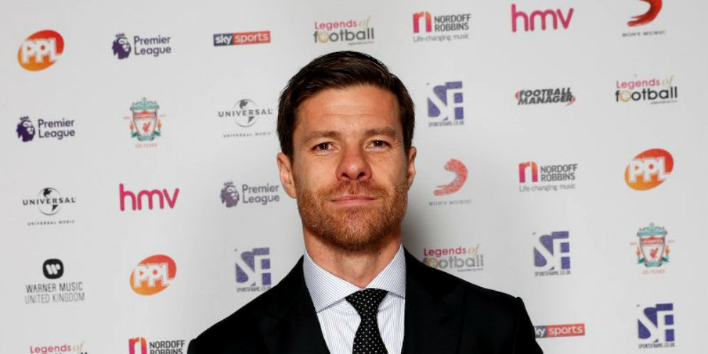 Alonso: Gerrard Pantas Terima Legend of Football Award 2017