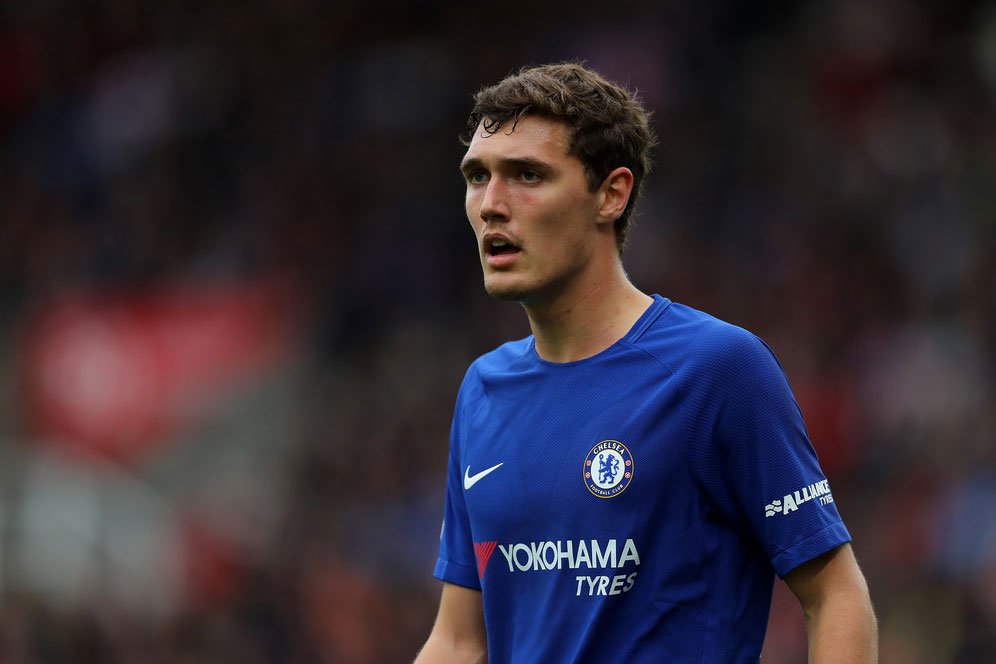 Lampard Anggap Christensen Lebih Menawan dari Van Dijk