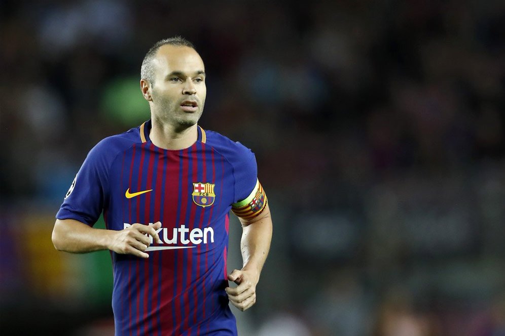 Iniesta Dipastikan Absen Lawan Sporting