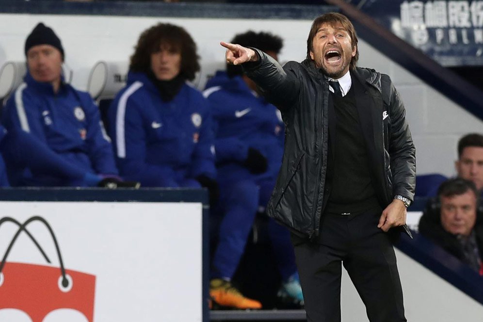 Conte Waspadai Ancaman Huddersfield