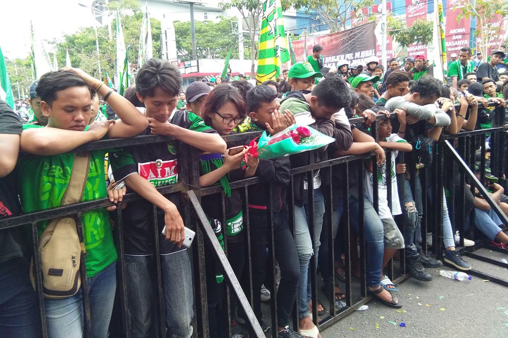 Rebut TMS dari Bhayangkara, Bonek Akan Turun ke Jalan