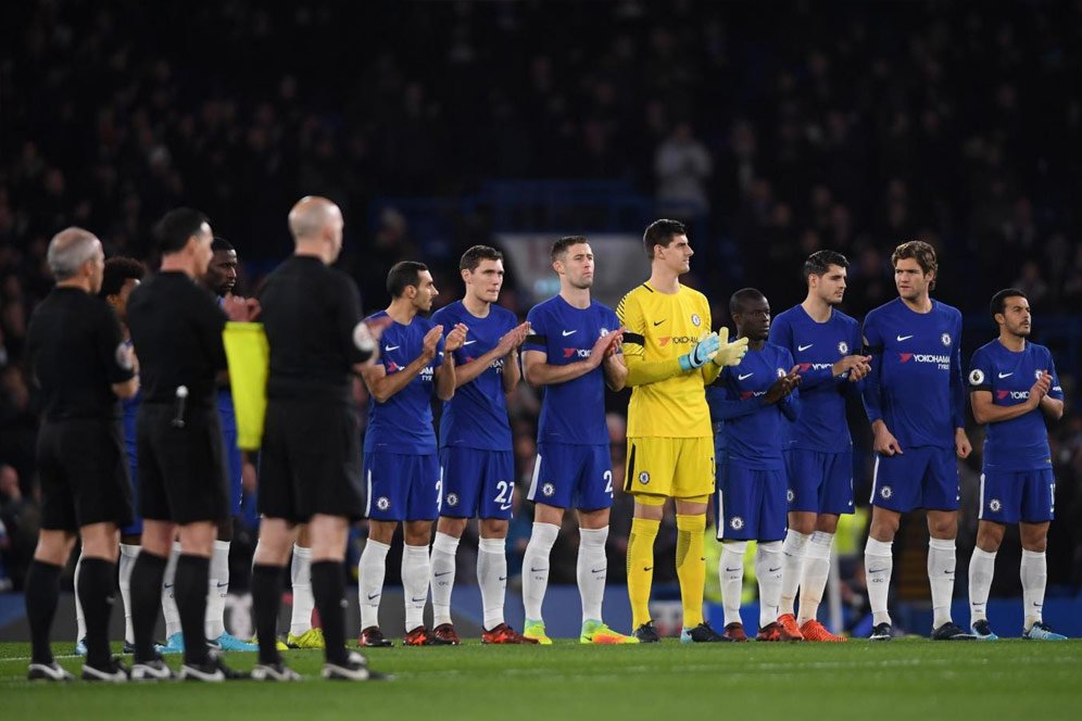 Azpilicueta Minta Chelsea Beri Respon Lawan Huddersfield