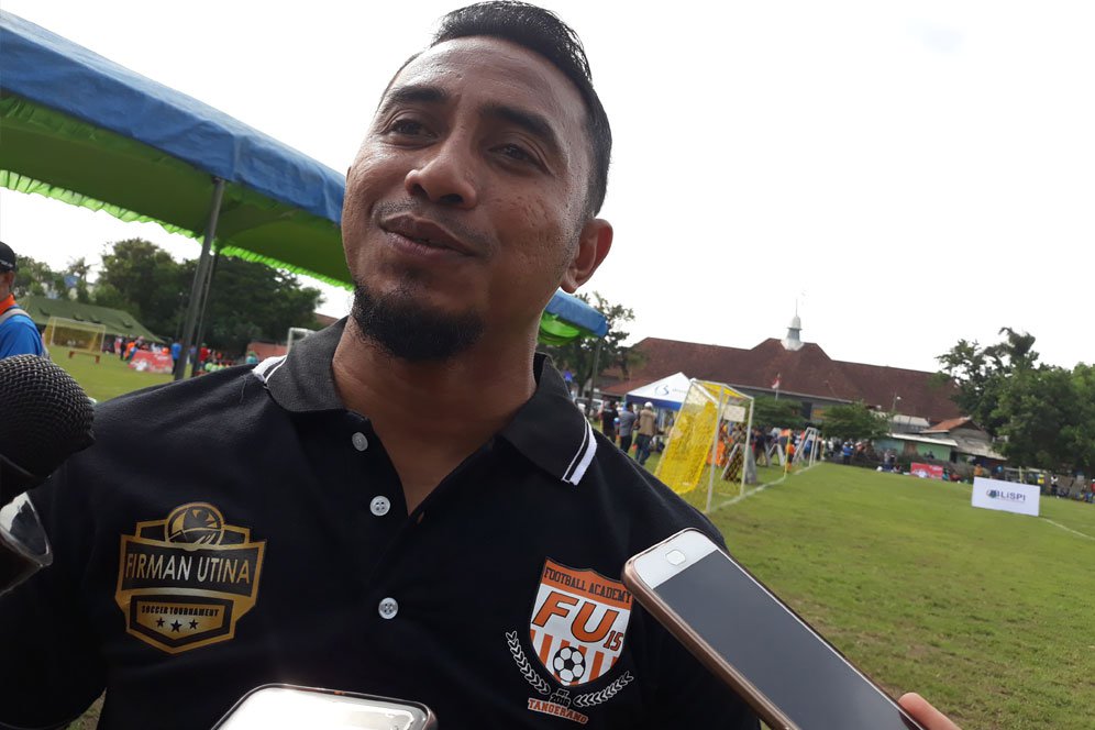 Firman Utina Akhirnya Gantung Sepatu