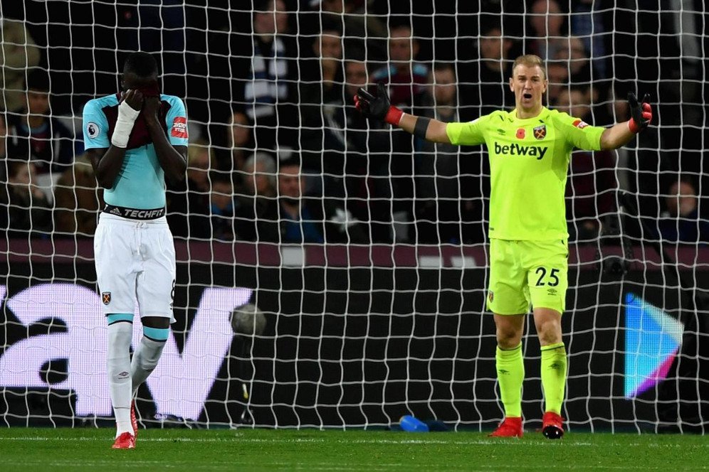 Keputusan Berat Pelatih Inggris Tinggalkan Hart