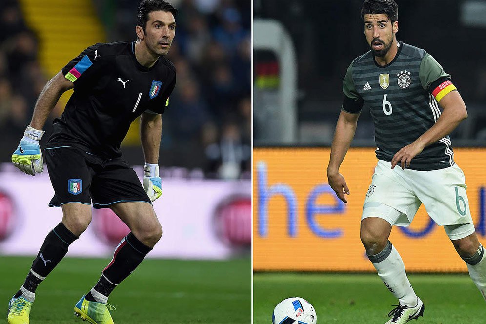 Gara-gara VAR, Buffon dan Khedira Berselisih Gara-gara VAR, Buffon dan Khedira Berselisih