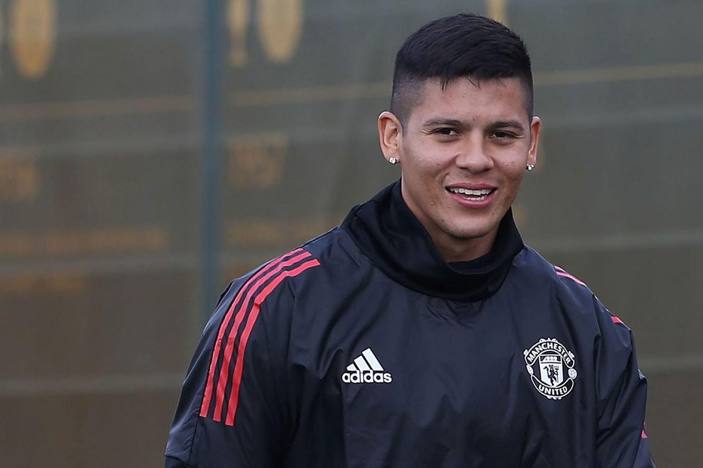 Pulih 100%, Marcos Rojo Siap Berikan Yang Terbaik untuk MU