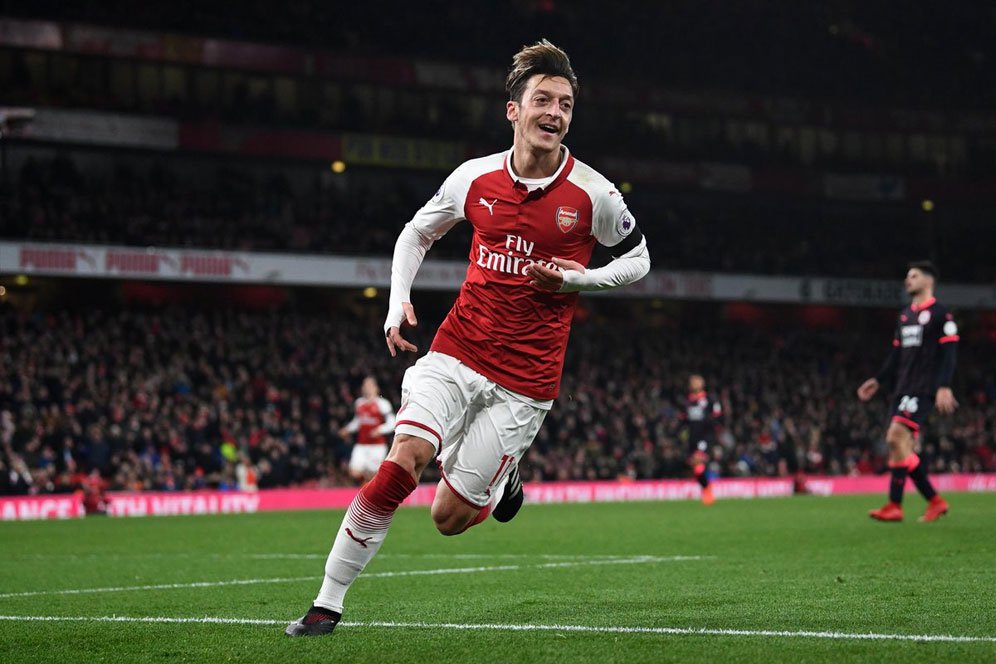 Ozil Bertahan di Arsenal Karena Pilihan Hati