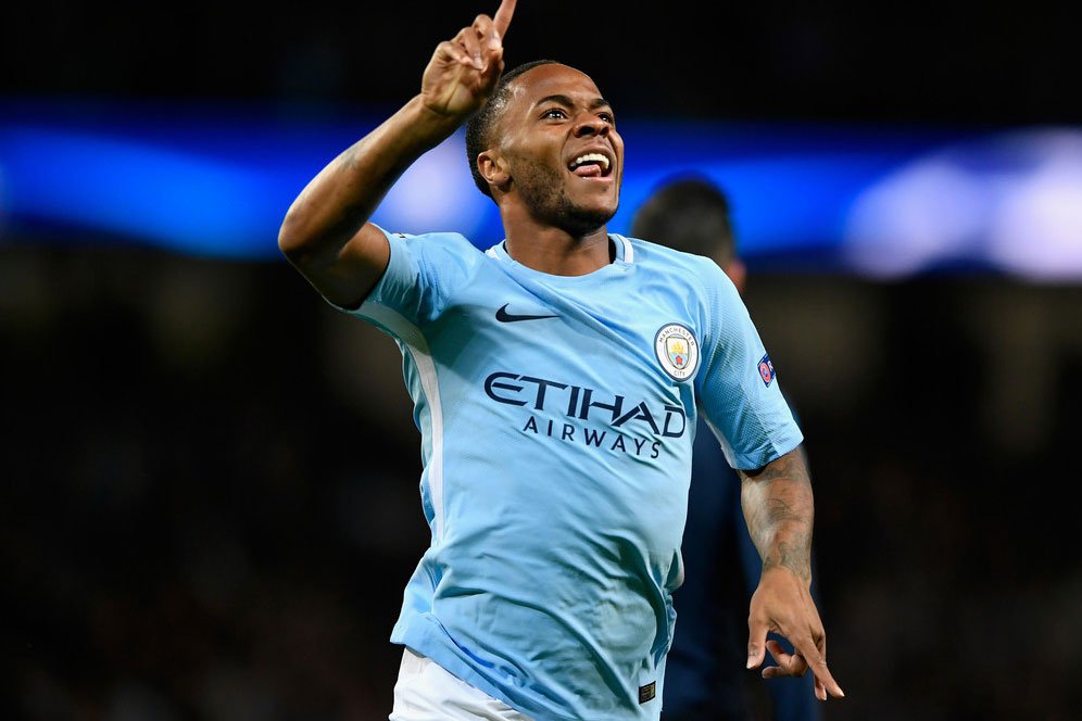 Tengah Moncer, Guardiola Minta Sterling Tetap Membumi