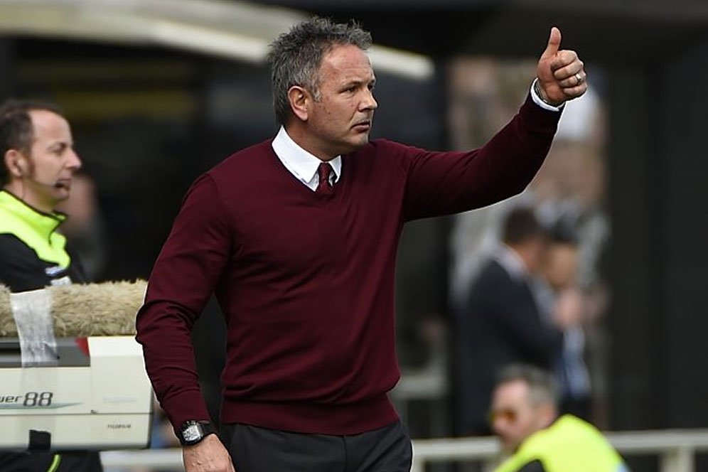 Baru Melatih Sembilan Hari, Mihajlovic Dipecat Klub Barunya