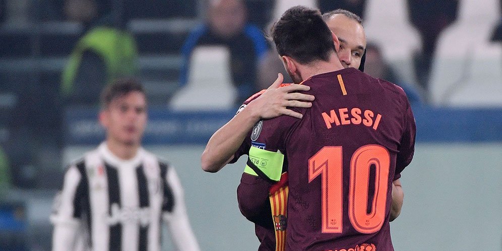 Video: Fans Juve Beri Aplaus Untuk Messi, Standing Ovation Untuk Iniesta