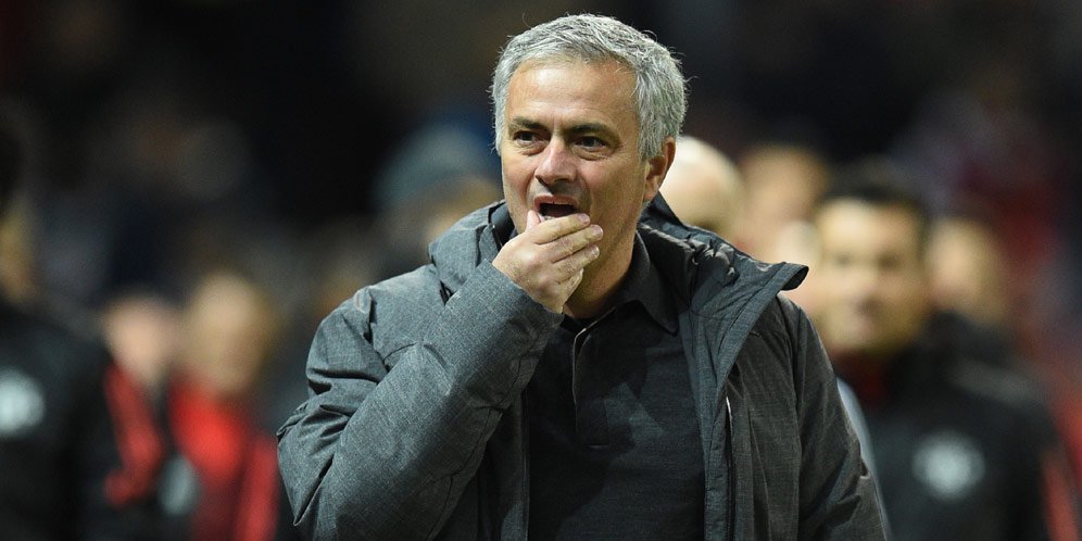 Walau Kesal, Mourinho Senang Tetap Ada Boxing Day