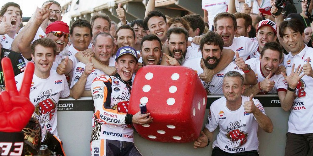 Batal ke KTM, Marquez Resmi Bertahan di Honda Sampai 2020 Batal ke KTM, Marquez Resmi Bertahan di Honda Sampai 2020