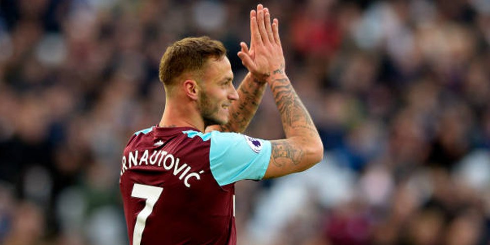 Arnautovic Tak Pernah Dengar Rumor Ketertarikan MU