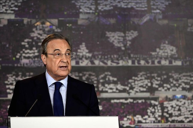 Florentino Perez Senang Pecat Pelatih