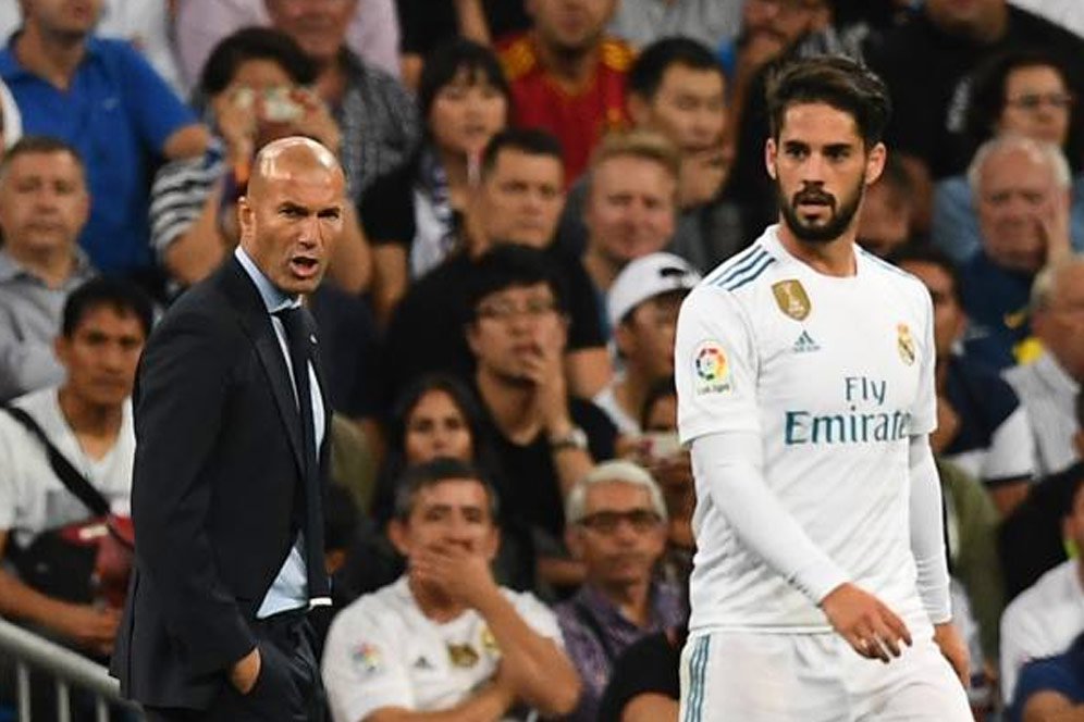 Zidane Tegaskan Tak Ada Masalah Dengan Isco