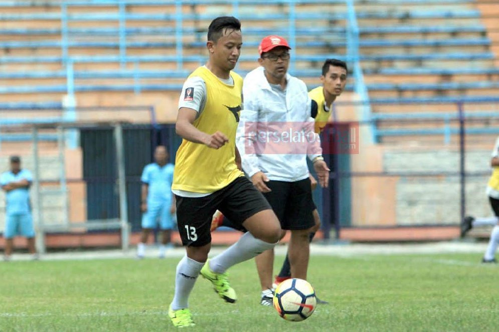 Guntur Triaji dan Dio Permana Selangkah Lagi Gabung Persela