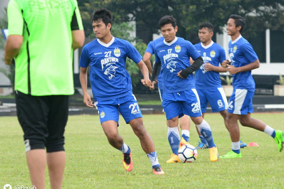 Eka Ramdani Latihan di Persib, Ini Komentar Persela