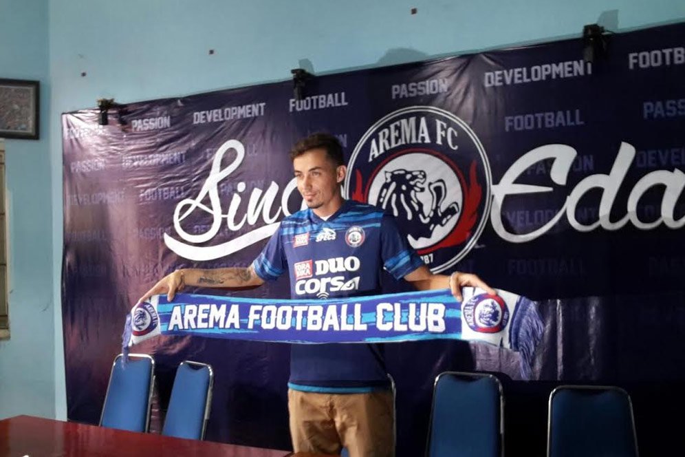 Gelandang Asing Arema FC Tak Lolos Verifikasi PT LIB