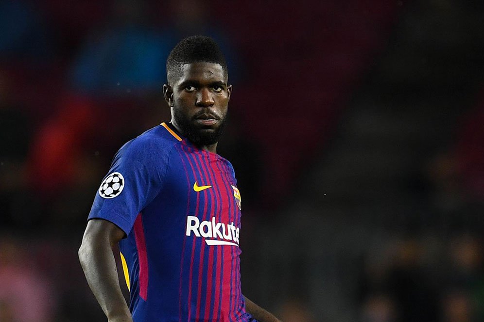 Dikejar MU, Barcelona Kebut Kontrak Baru Umtiti