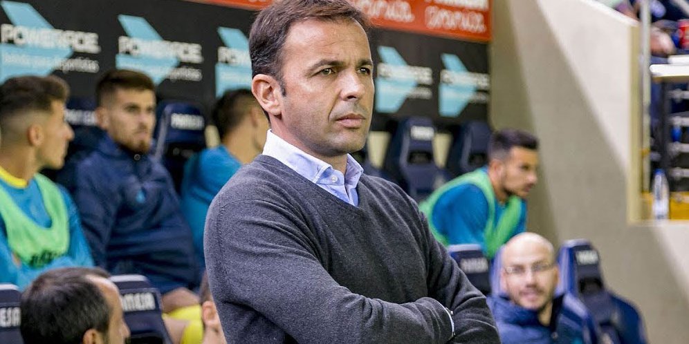 Pelatih Villarreal Tuding Wasit Berpihak ke Barca