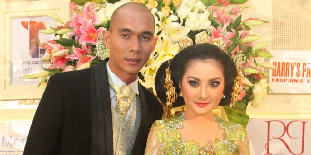 Tutup Kembali Main Bola, Eks Timnas Indonesia Pilih Terjun ke Dunia Politik Bola.net Tutup Kembali Main Bola, Eks Timnas Indonesia Pilih Terjun ke Dunia Politik Bola.net