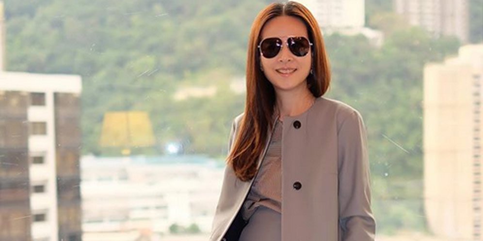 Wow! Presiden Klub Terens Puhiri Ternyata Cantik Banget