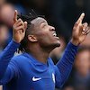 Chelsea Butuh Striker, Michy Batshuayi Enggan Pulang Lebih Awal