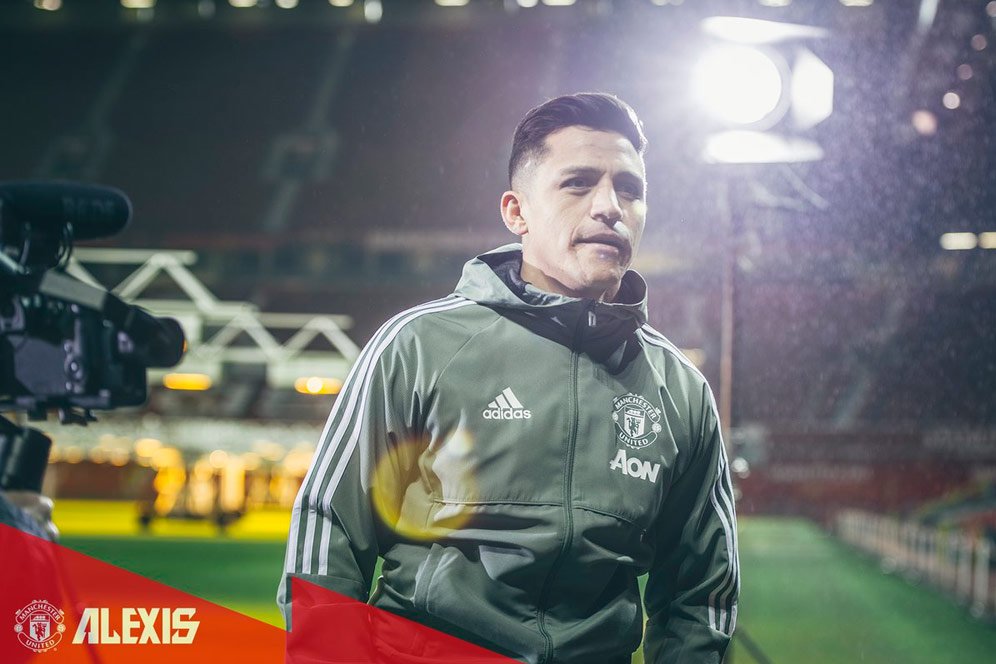 Nomor 7 yang Keramat Mengancam Alexis Sanchez Gagal di MU