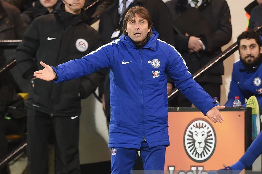 Gagal di Piala Liga, Conte Tak Salahkan Kebijakan Transfer Chelsea