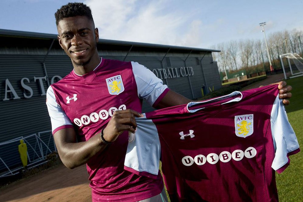 MU Resmi Pinjamkan Tuanzebe ke Aston Villa