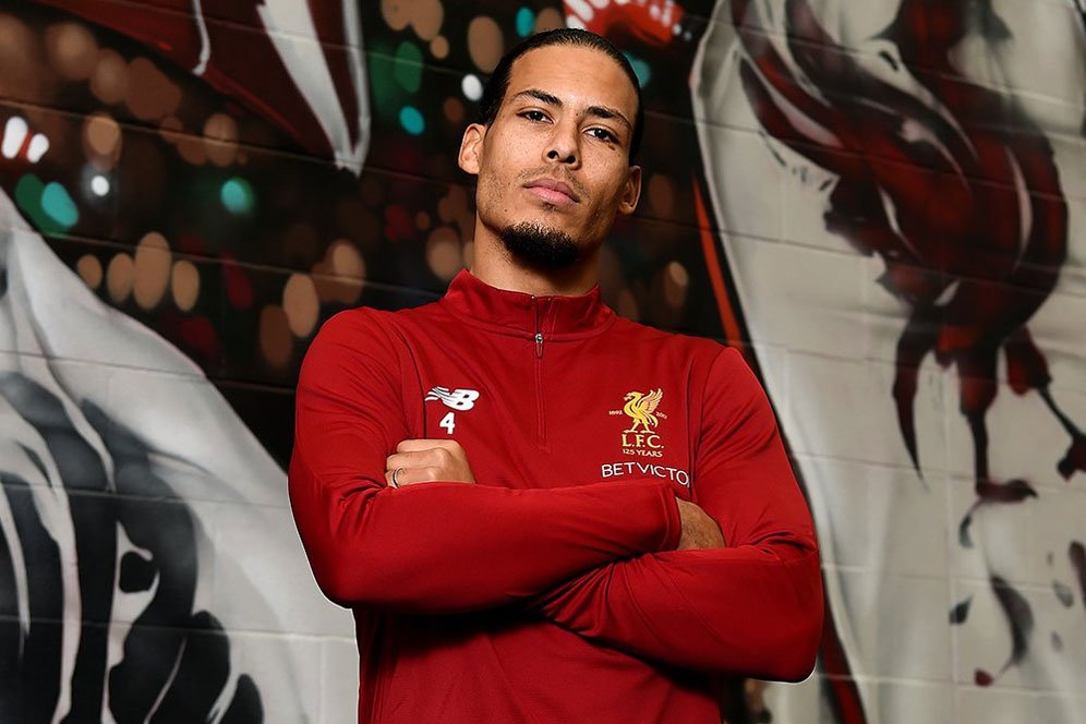 Virgil Van Dijk Ditantang Arnautovic