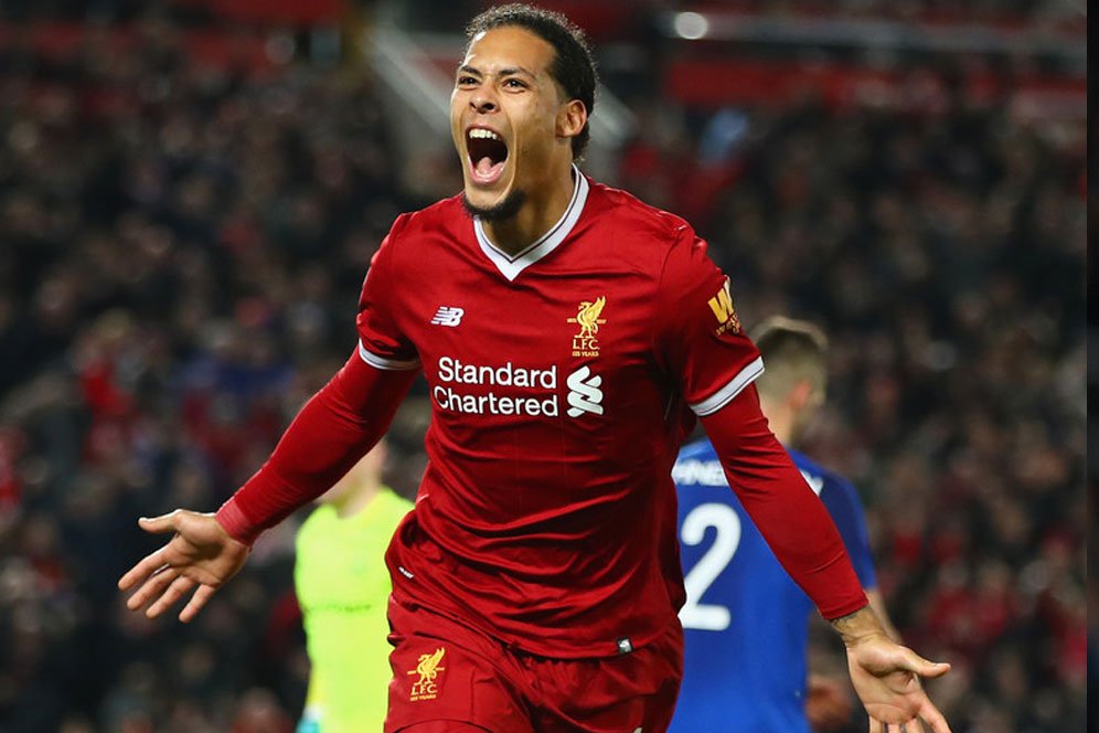 Dibilang Carragher Kegemukan, Begini Balasan Van Dijk