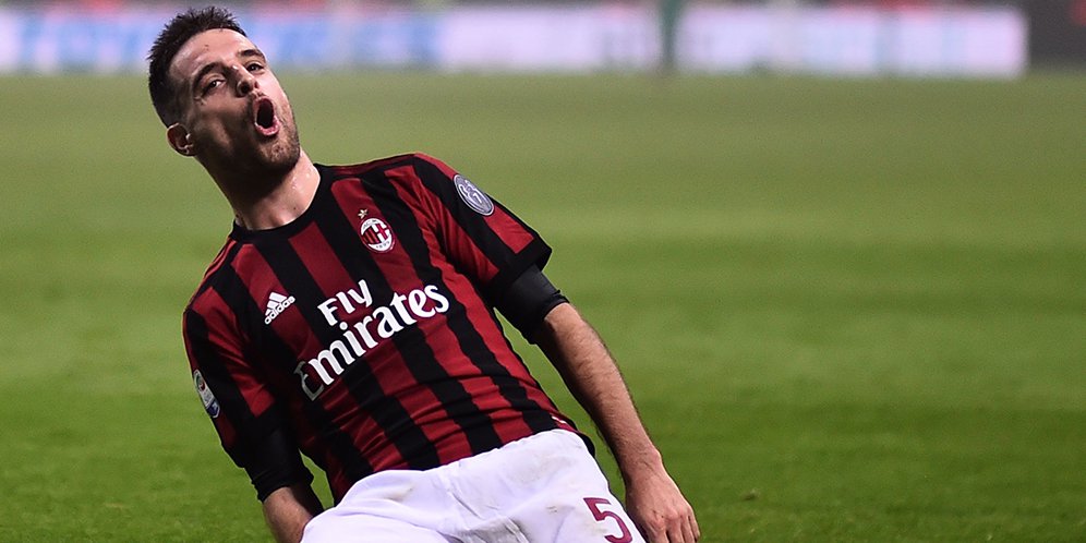 Disinggung Soal Pindah ke Inggris, Gattuso Minta Bonaventura Diam