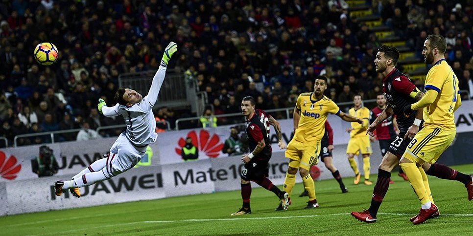 Kalah Kontroversial dari Juventus, Pelatih Cagliari Tetap Senang