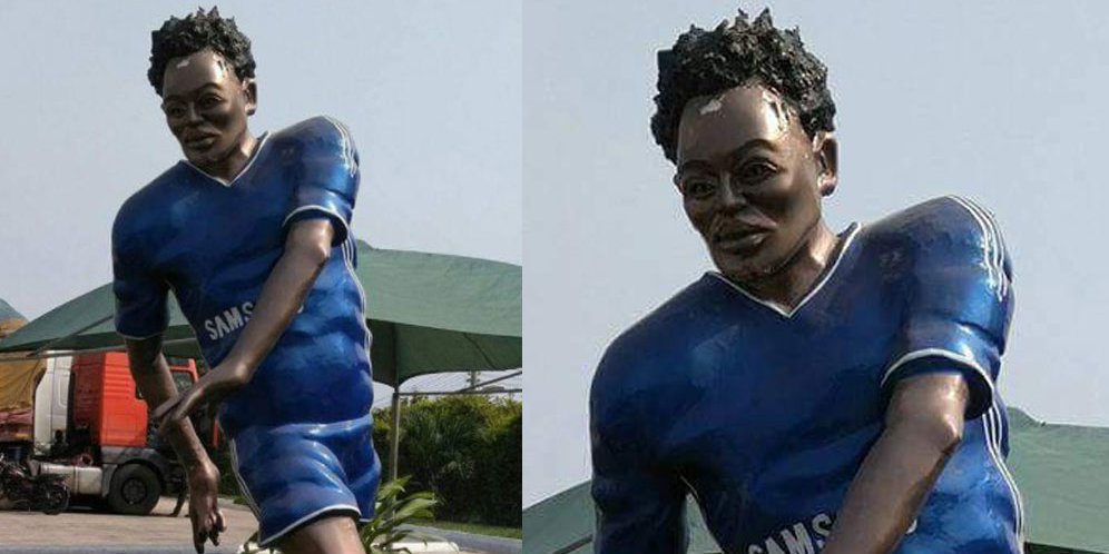 Lebih Absurd dari Ronaldo, Ini Penampakan Patung Michael Essien