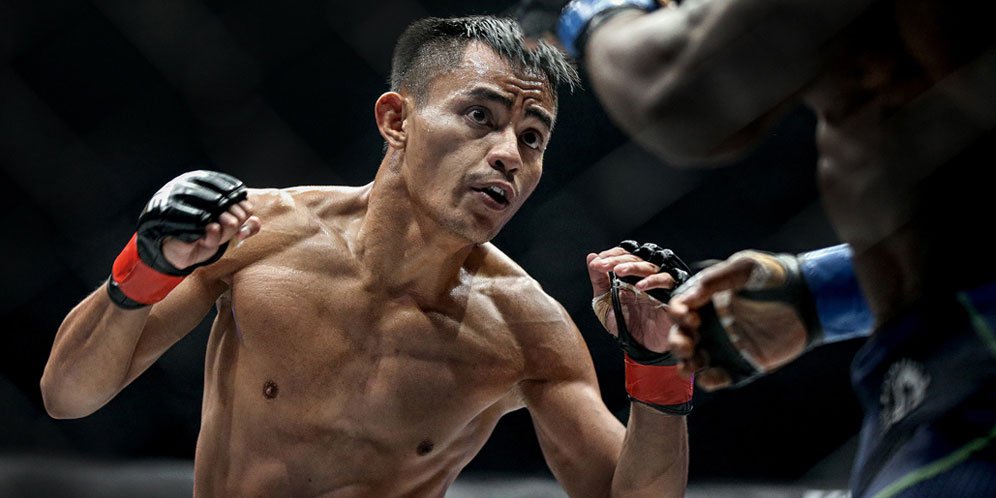 Stefer Rahadian Mimpikan Sabuk One Flyweight World Championship
