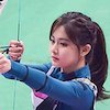 Ketika Tzuyu Menarik Anak Panah dan Kecantikan yang Amat Menyilaukan Ketika Tzuyu Menarik Anak Panah dan Kecantikan yang Amat Menyilaukan