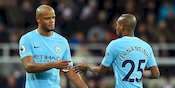 Guardiola Senang Punya Banyak Bek Guardiola Senang Punya Banyak Bek