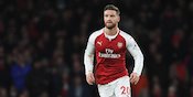 Bikin Blunder, Wenger Ogah Kritik Mustafi Bikin Blunder, Wenger Ogah Kritik Mustafi