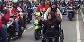 Nenek Rahma, The Jakmania Berkursi Roda Dapat Tiket VVIP Gratis untuk Nonton Persija