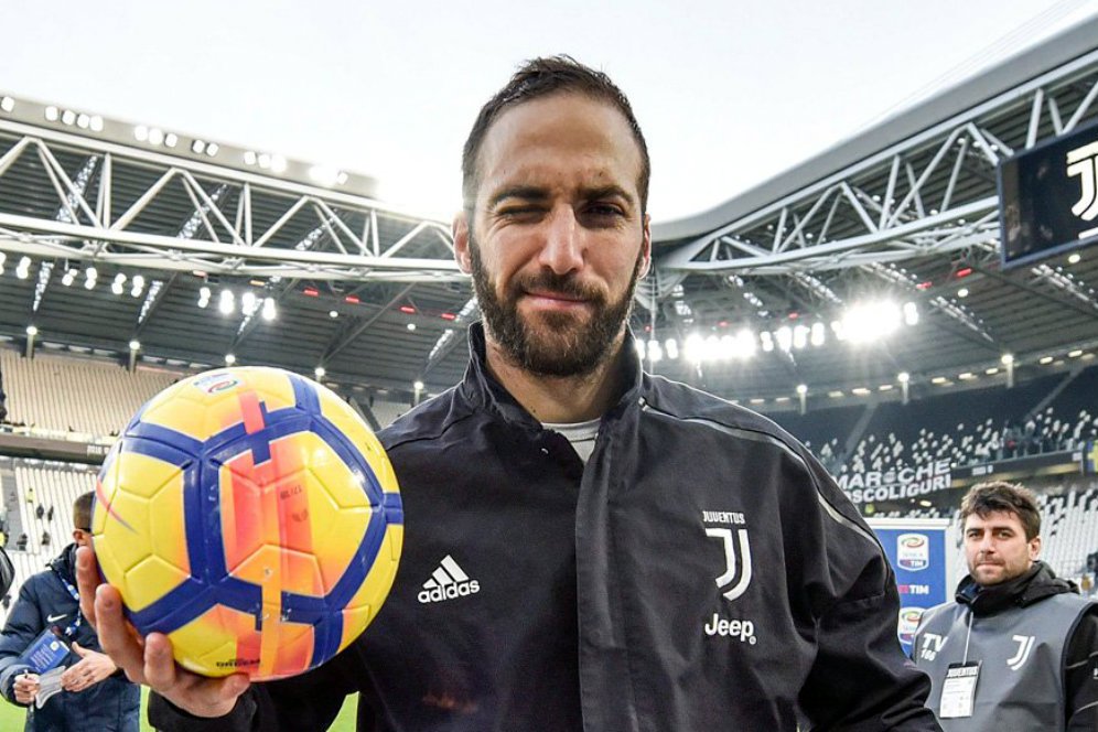 Gonzalo Higuain Ingin Bertahan di Juventus