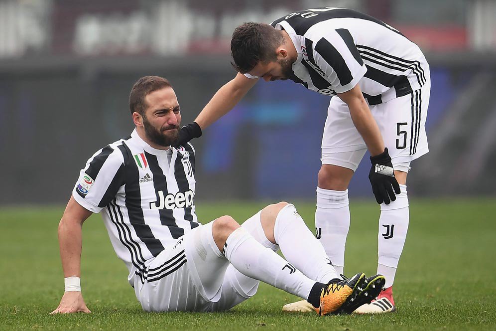 Allegri Beri Tanggapan Soal Kabar Cedera Higuain