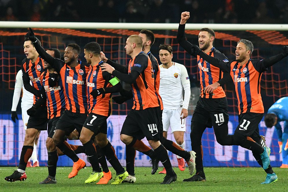 Hasil Pertandingan Shakhtar Donetsk vs AS Roma: Skor 2-1