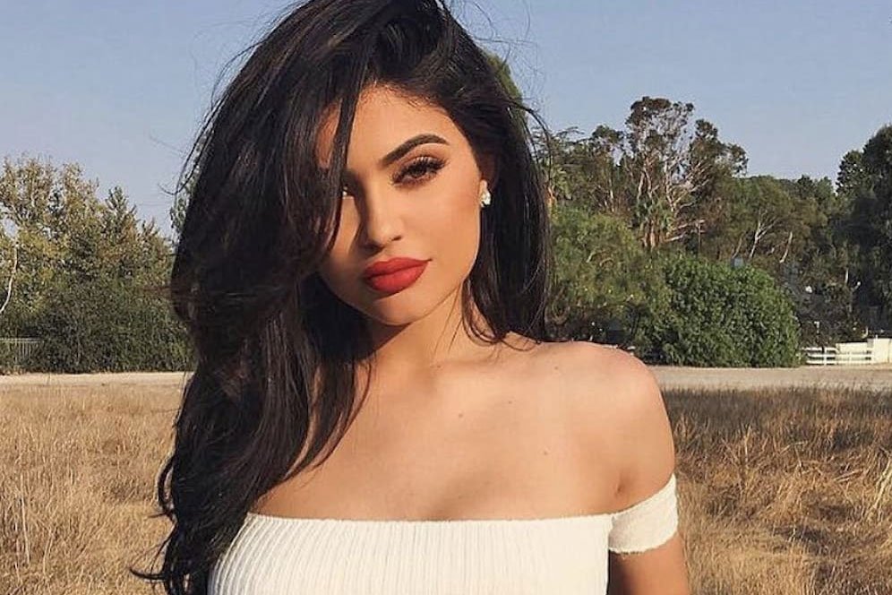Lahirkan Putri Pertama, Kylie Jenner Pecahkan Rekor Ronaldo Lahirkan Putri Pertama, Kylie Jenner Pecahkan Rekor Ronaldo