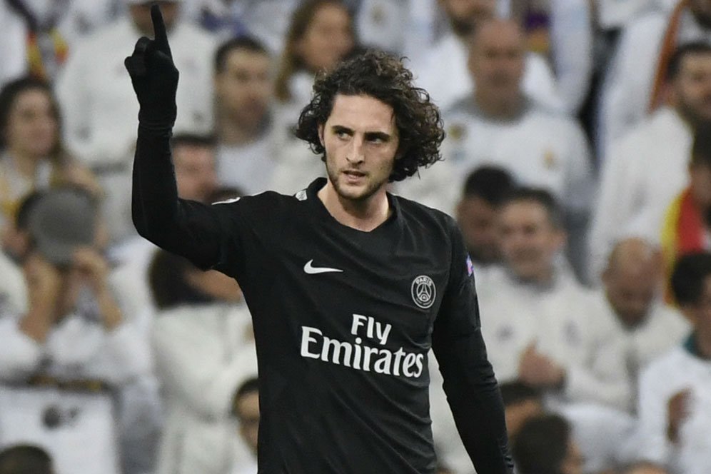 Saingi Barcelona, Manchester City Juga Buru Adrien Rabiot