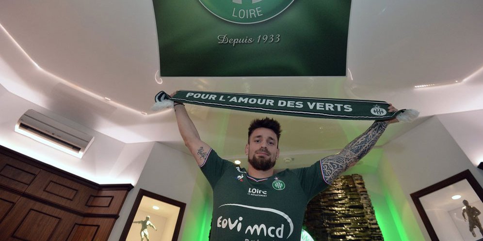 Arsenal Resmi Lepas Debuchy ke Saint-Etienne